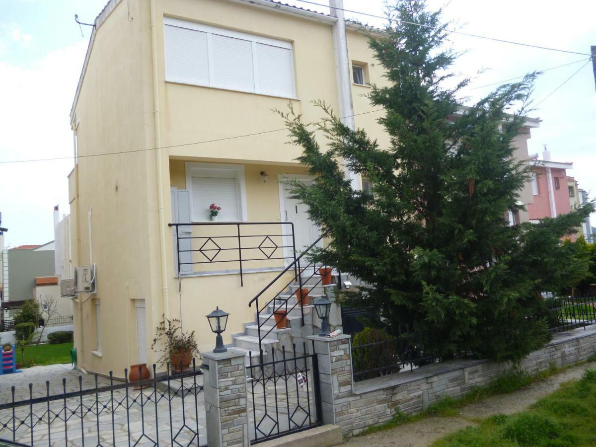 Apartamento Dream House Nea Iraklitsa Exterior foto